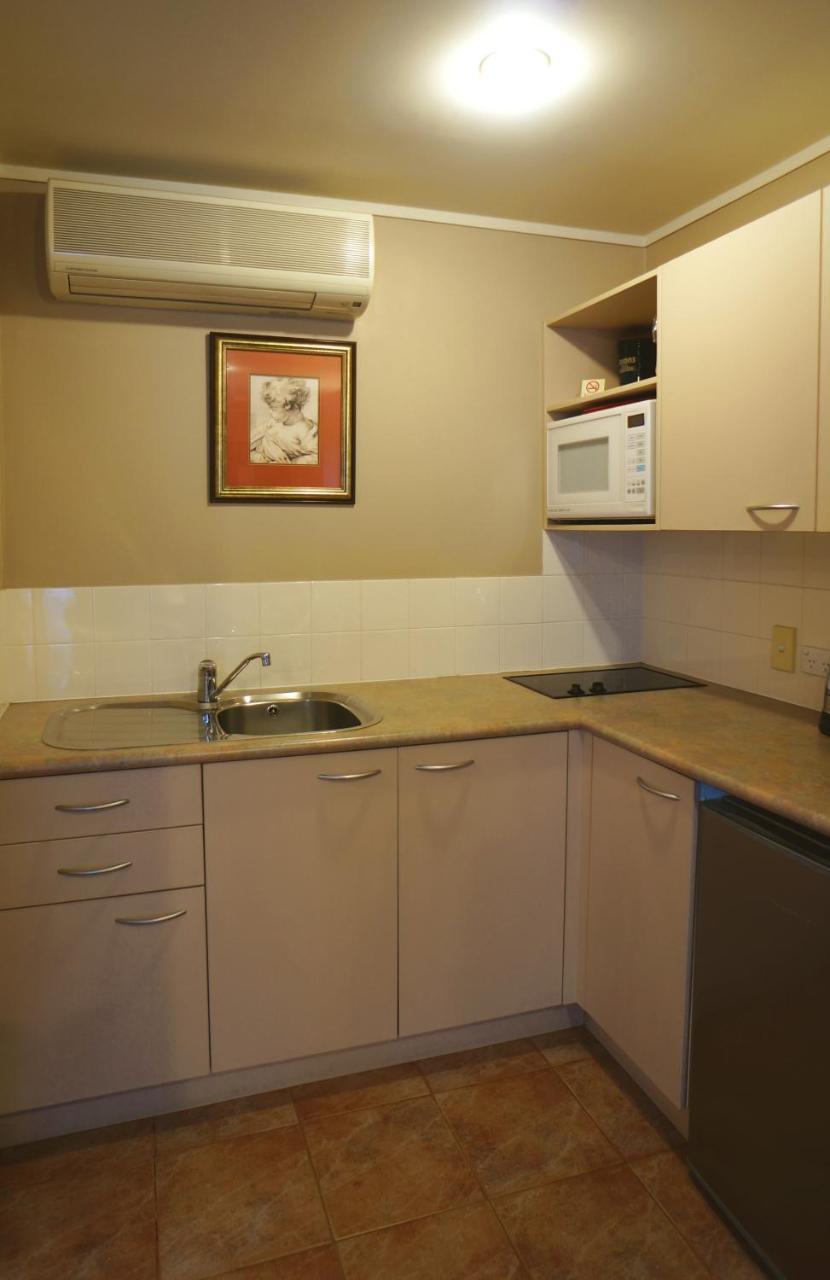 Cornwall Park Motor Inn Окленд Экстерьер фото