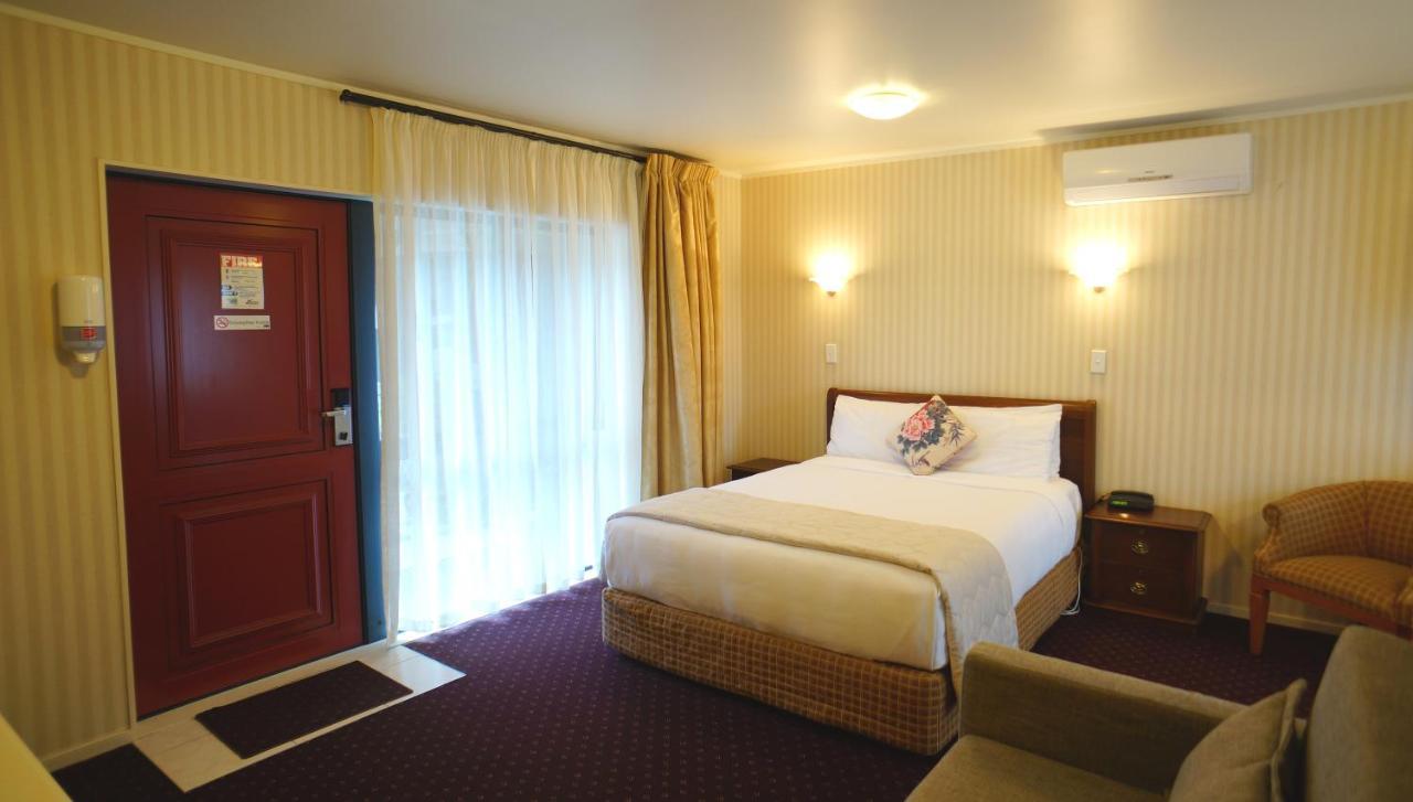 Cornwall Park Motor Inn Окленд Экстерьер фото